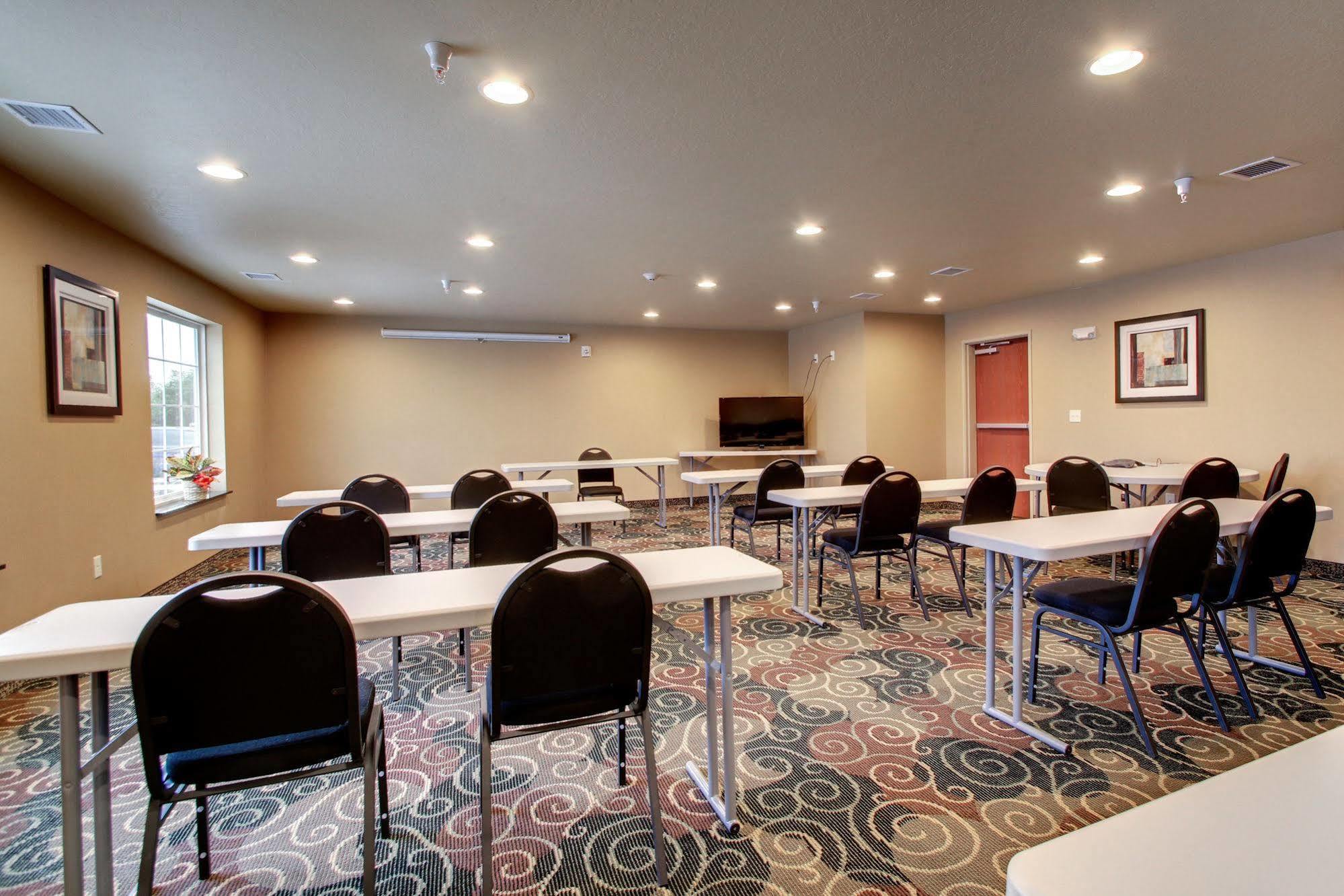 Cobblestone Inn & Suites - Schuyler Luaran gambar