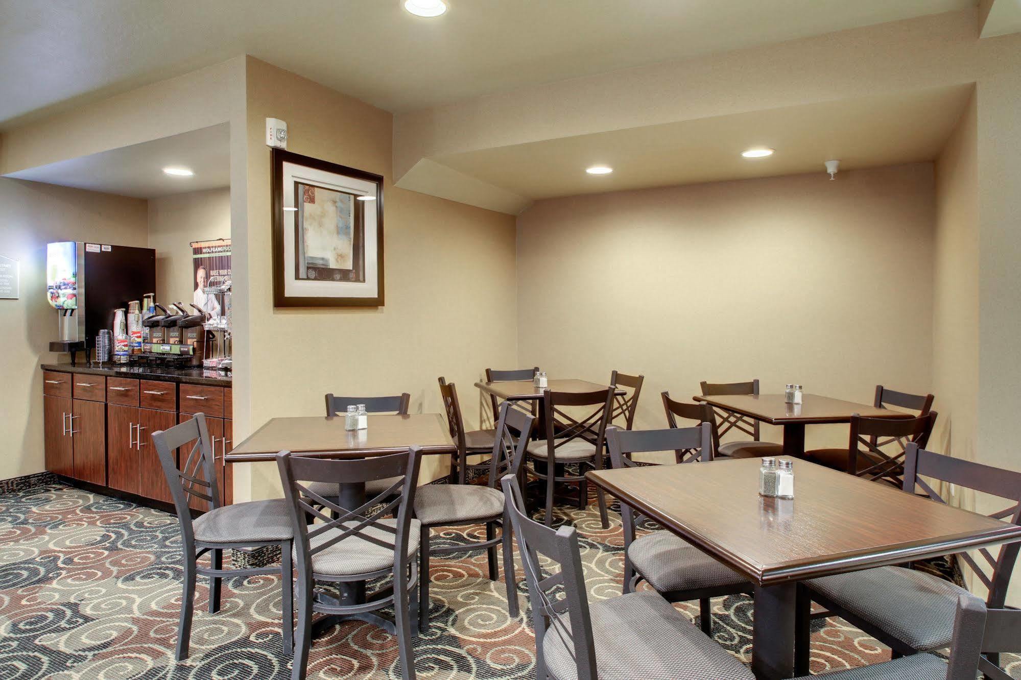 Cobblestone Inn & Suites - Schuyler Luaran gambar